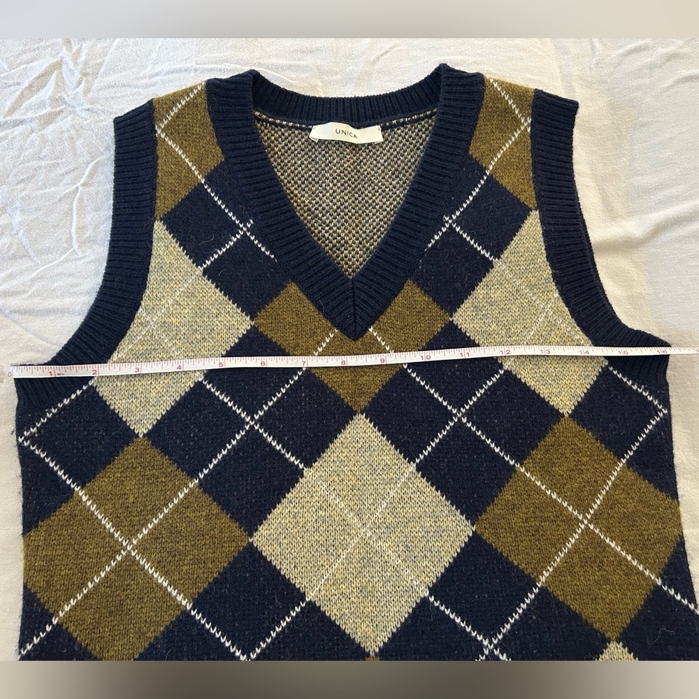 UNICA Renaissance Classic Argyle Pattern Wool Blend College Style Knit vest - Picture 10 of 10